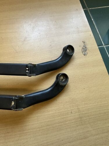 AUDI TT MK1 FRONT WIPER ARMS FACELIFT TYPE (8N QUATTRO 98-06)